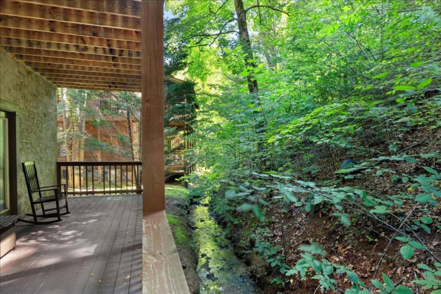5Br Smoky Cabin Hot Tub, Games, 1 Mi To Parkway Pigeon Forge Bagian luar foto